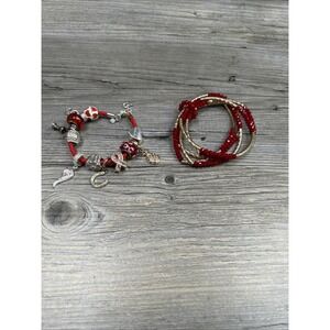 Lot Of 2 bracelets Charm And‎ Bead Bracelets Red